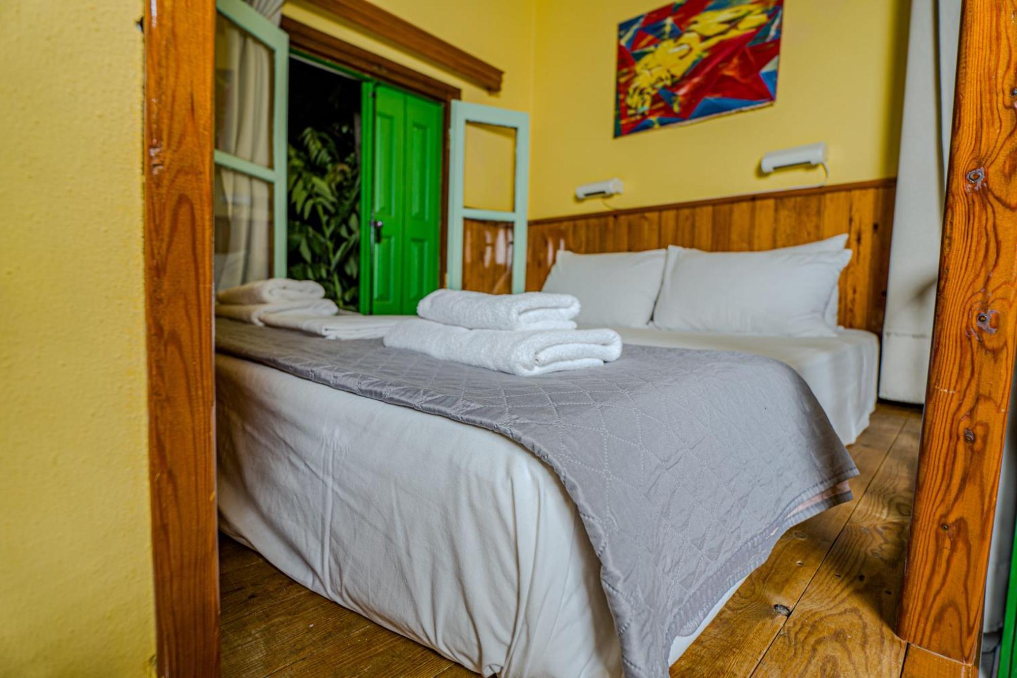 Symi Garden Studios Экстерьер фото